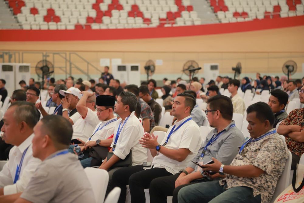 Keren, Mempora dan Kadispora Riau Rakornas Kepemudaan dan Keolahragaan di Jakarta