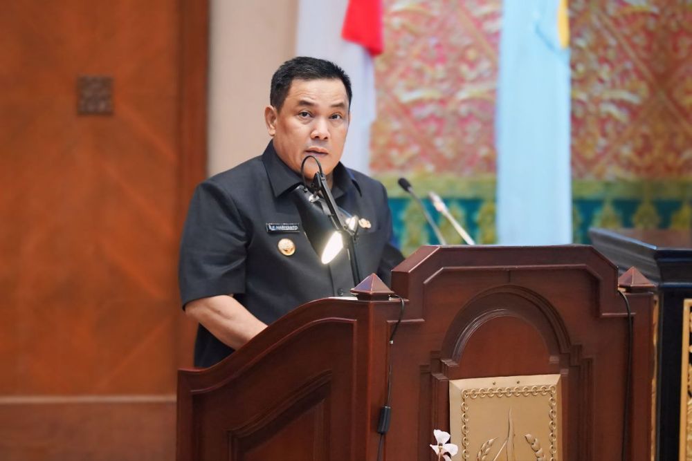 Pj Gubernur Riau Hadiri Rapat Paripurna Penyampaian Jawaban LKPJ Kepala Daerah 2023