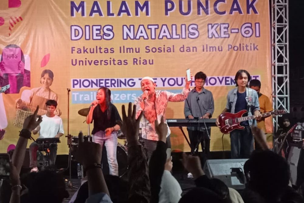 Dekan Tutup Dies Natalis Milad FISIP Unri ke 61, Ketua Harian IKA Bilang Begini