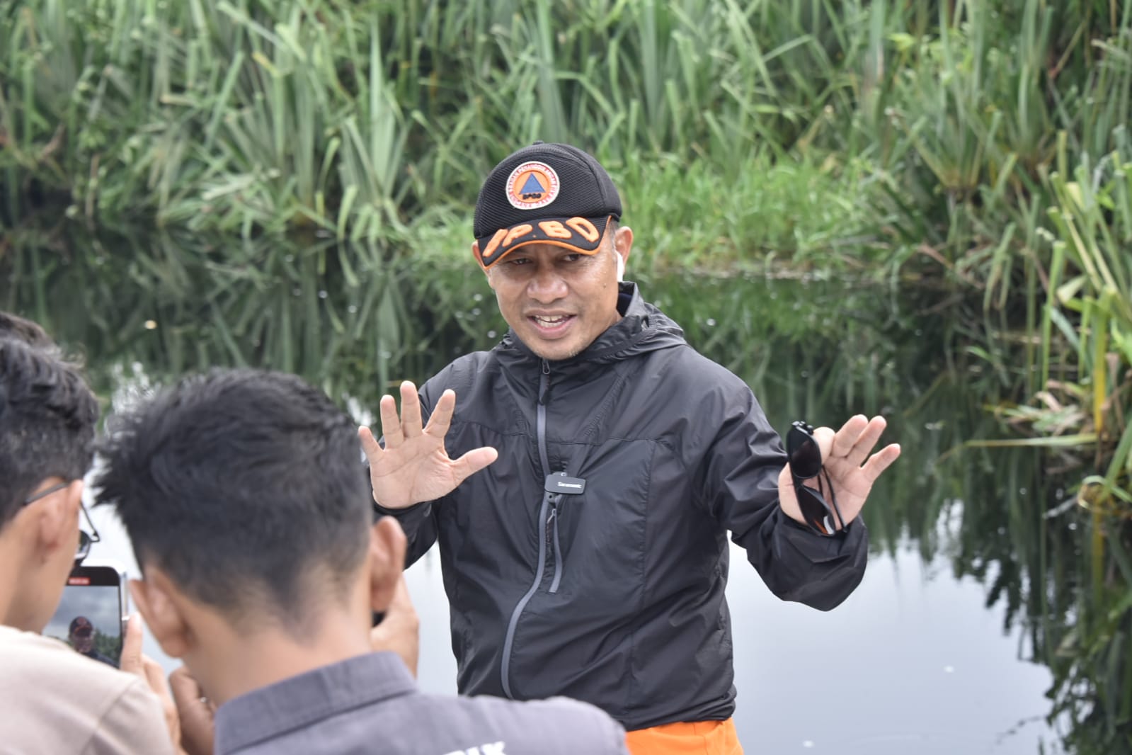 Pasca Banjir, Wabup Bagus Santoso Cek Normalisasi Aliran Sungai Siak Kecil