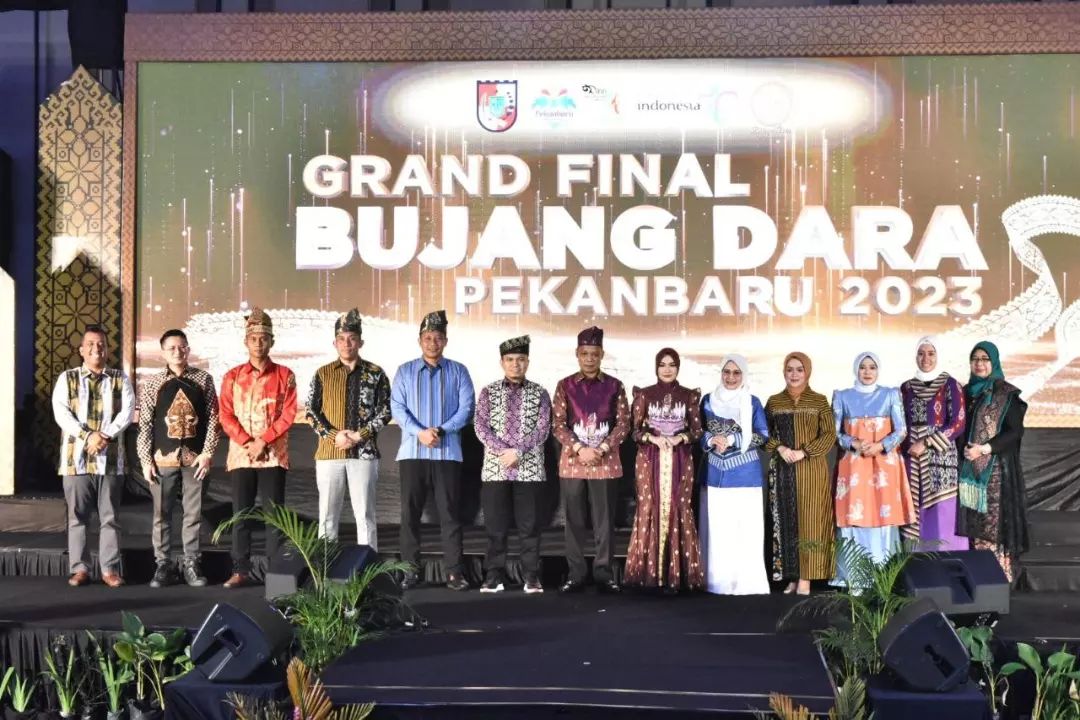 Ketua DPRD Pekanbaru M Sabarudi Hadiri Malam Puncak Pemilihan Bujang Dara Pekanbaru 2023